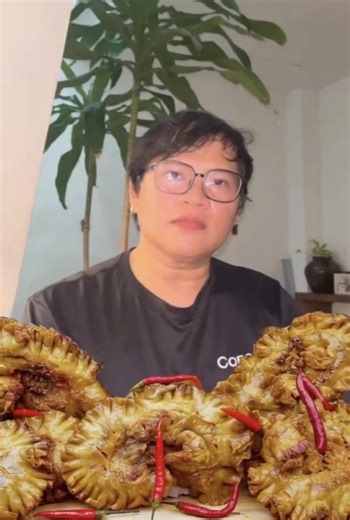 #mukbang #chicharonbulaklak #trendingggggggggggggggggggggggggg #fyp