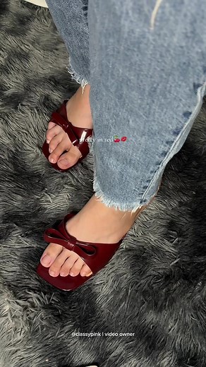 🍒 #slippers #sandalsforwomen #slippersforwomen #sandals #fyp #foryou #fypシ #foryoupage #heels #redheels #lowheels #heelsforwomen
