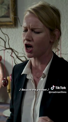 Sandra Hüller Karaoke Performance in Toni Erdmann (2016)