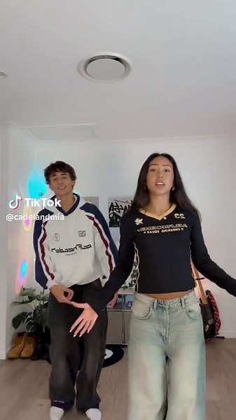 Adorable Couples Dance Moves for TikTok