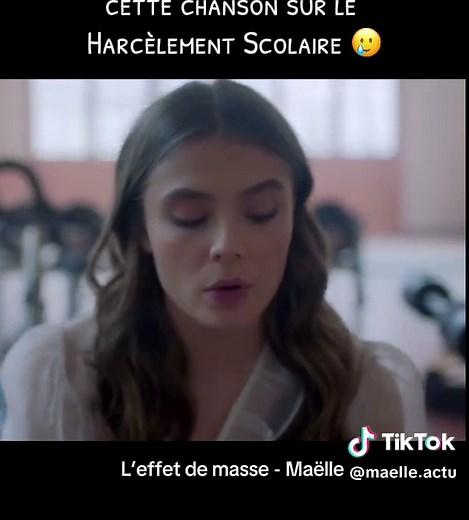 Quelle chanson❤️‍🩹 Merci Maëlle pour cette chanson qui parcourt malheureusement bien trop d’histoires. Cette chanson sera interprétée par certains élèves de la #staracademy Samedi✨ — #maëlle #leffetdemasse #staracademy2023 #pourtoi #fyp #mercipourcettechanson #harcelementscolaire #harcellementstop
