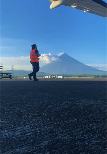 Experiences of an Aircraft Mechanic in Aviation Life