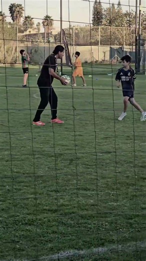 #FutbolInfantil #TrainingDay#FutureStar #SoccerSkills #DadAndMe