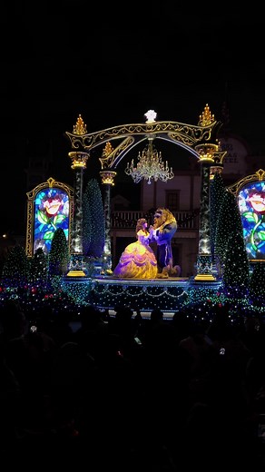 東京ディズニーランドのエレクトリカルパレード特集