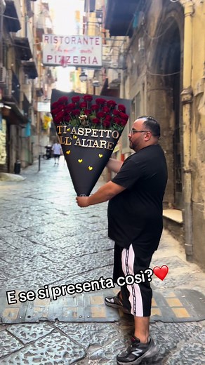 Ti aspetto all’altare: una serenata napoletana