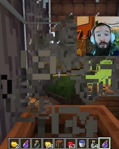 Minecraft Tutorial: How to heal a zombie villager? Beginner tip #shorts