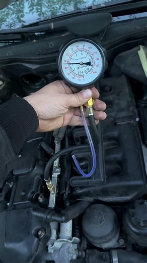 Fuel pressure measurement #bmw #m54 #bmwe39 #e39 #m54b30 #e39mafia