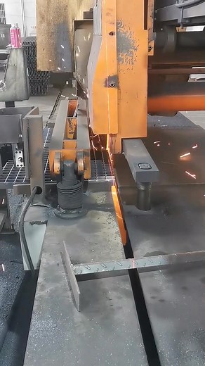 The whole sawing process of steel grating is accurate to mm # steel grating every time. ... | Wire Mesh, Fences & Barriers Global Supplier