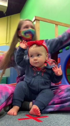 Gymnastics Warm Up Ideas for Babies and Toddlers