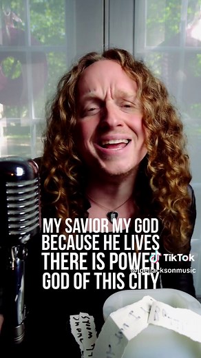 Worship Mashup: My Savior Loves, My Savior Lives