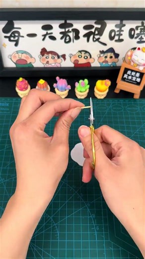 DIY Kids' Favorite Paint Fan - Fun & Easy at Home