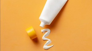 Experts urge Canadians to use, re-apply sunscreen to stay safe during summer