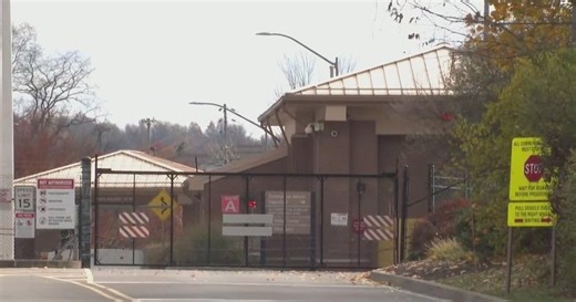 Bill would close Pittsburgh's Navy Reserve Center