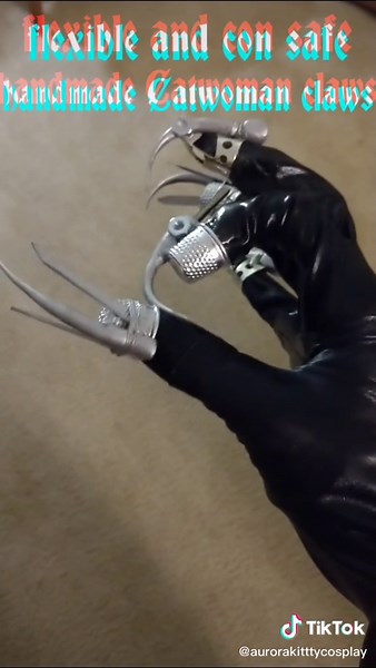 Handmade Batman Returns Catwoman Claws