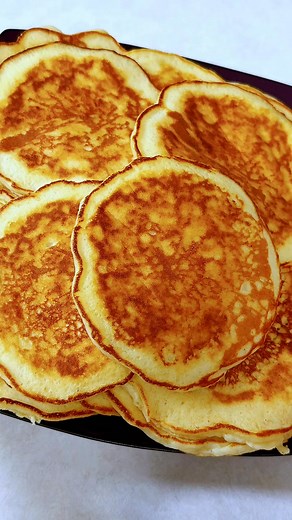 👩‍🔬🥞 Pancake Experiment Gone Right! 🥞✨ I think I just discovered my new forever pancake recipe Here’s the full recipe so you can try it too: • 2 cups flour • 3 tsp baking powder • 1 tsp salt • 3 tbsp sugar • 1 tbsp yeast • 2 eggs • 1 tsp vanilla extract • 3 tbsp butter (melted) • 3 tbsp Greek yogurt • 2 cups milk | Elsa Kunama Queen