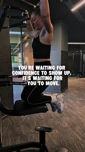 I hear it all the time: “Becky, I’ll join the gym when I feel more confident,” or “I’ll start when I feel like I’m in a better headspace.” Here is the truth you need to hear today: Confidence is not a prerequisite. It is a result. You don’t get confident to start. You start to get confident. Every time you: ✅ Show up for that workout when you’re tired. ✅ Choose the high-protein meal over the quick fix. ✅ Take up space in the weights area. ...you are building a bank of evidence that you are a wom