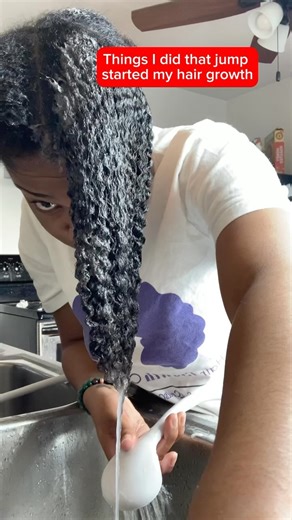 Weekly shampooing changed the game for me. My hair wouldn’t grow past upper bra strap length now it’s almost waist length. A clean scalp is what helps helps hair grow. #waistlengthhair #brastraplength #hairgrowthhacks #hydratedcurls #washdayroutine #washdayroutinetips #washingmyhairwithwater #washingmyhairinthesink #shampoobar #healthyhair #healthyhairtips #nontoxichaircare #sensitivescalp #lowporosityhair #lowporosityhaircare #waistlengthhair #longhairgoals #4chair #naturalhaircommunity #washda