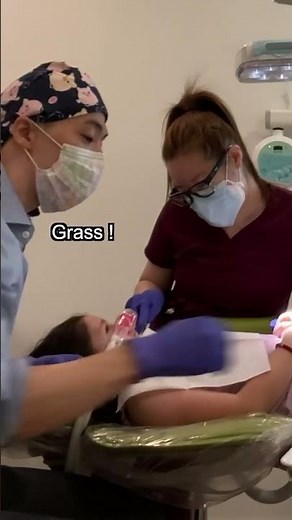 When a child is crying - how to distract / calm 🦄[Pediatric Dentist]