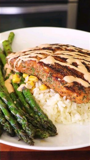 How To Make Garlic Butter Salmon Quick and Easy Meal #shorts