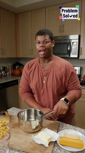 Bring on the fall flavors! This one pot mac and cheese is super gooey and delicious! 🍂🧀 #fallflavors #macandcheese #fall #fyp #pumpkinspice #foodtok