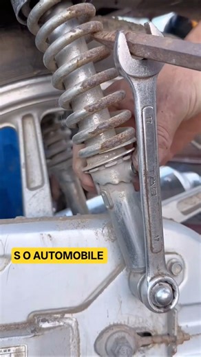bike mechanic tips | #automobile #bikerepair #bikemachenic #shorts