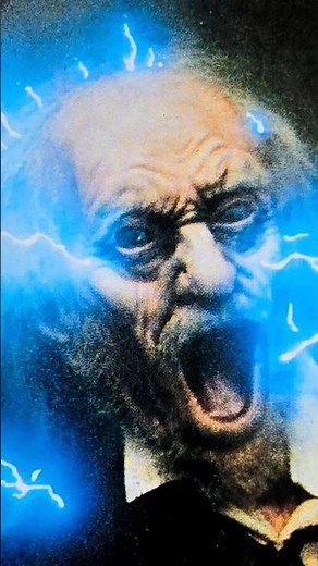 Lightning strikes - Something Wicked This Way Comes (1983) #horrorshorts #moviescenes #scary