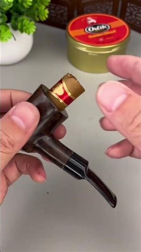 🪵 Classic Wooden Pipe – Old Style Smoking Experience 🔥#shorts #trending