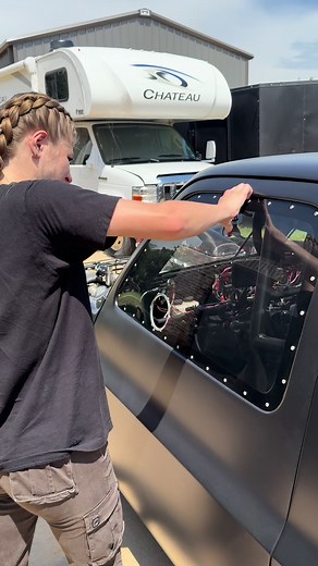 Common Issues with Squarebody Truck Doors Explained