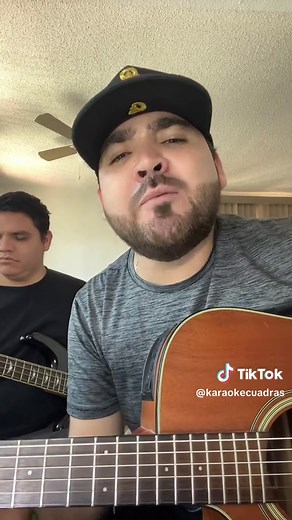 El Búho: Canción y Acordes para Guitaristas