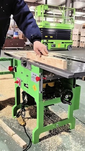 Master the Surface Jointer: Flattening Rough Lumber 🪵⚙️