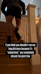 The point ⬇️ Legs are mangled from a long run yesterday. Lots of comments saying this is stupid and not actually healthy… One tuck out: “I follow you because a lot of your fitness advice makes good intuitive sense, but not this…” Do they not realize a marathon is about gainingmental strength more than it is about gaining physical strength? And that mental strength gains lead to physical strength gains?? You have to start thinking of exercise as both body AND mind. This is the only way to get goo