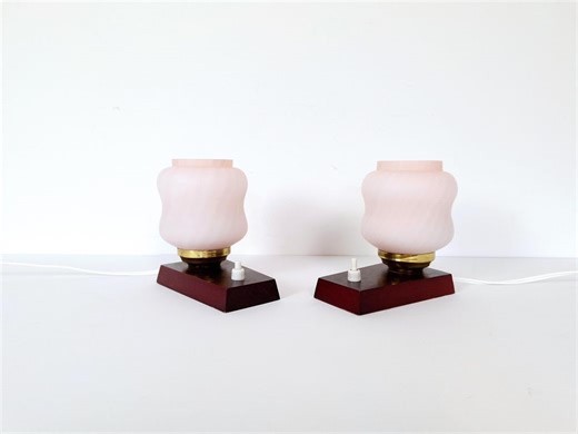 Vintage Set of 2 Bedside Lamps / Pink Opaline Glass / Wooden Base / Mid Century Modern Table Lamps - Etsy
