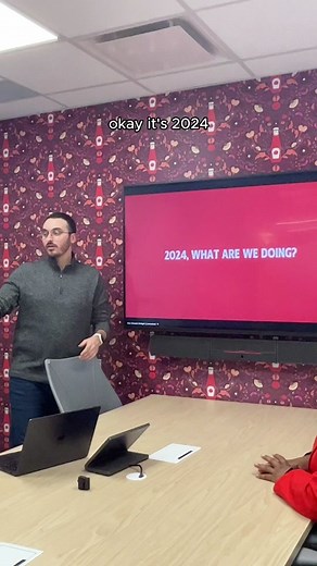 Are exploding ketchup packs the bane of your existence? We can help. Stay tuned for part 2. #heinz #ketchup #bigideas #innovation #2024planning