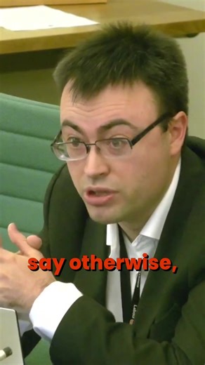 Trainline: “Here’s a booking fee for something you could have bought cheaper elsewhere.” Also Trainline: “Here’s £5.7m for the boss.” Peak efficiency. 🙃 | National Union of Rail, Maritime and Transport Workers (RMT)