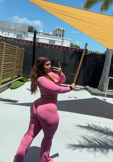 Embrace Your Body Confidence Like Jennie Garcia