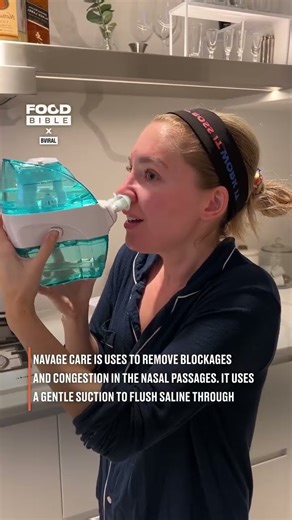 Woman is trying a Navage for the first time 👃