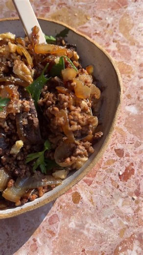 Kasha, or toasted buckwheat groats are a common Ashkenazi comfort food, so it only makes sense that I’d name my dog after the comfort and warmth it brings. Inspired by my grandmas Kasha, it’s nutty, sweet, savory and the perfect side dish, like my doggo. . Name story gluten free side dish Thanksgiving vegan recipe | Nosh with Micah