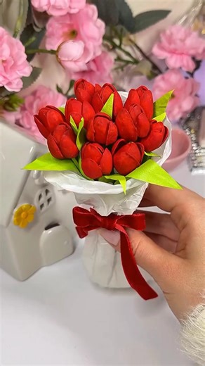 DIY Pista Shells Tulip 🌷 #diy #handmade #tulip #shortsviral #homedecor #pistashellcrafts #artshorts
