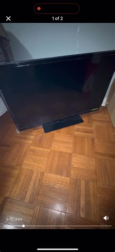 CA$50 • 32" T.V For Sale Insignia t.v used but fairly new, in good condition. It come with the remote and cord. U have to add your own cable to the tv. Like fire stick tv. I take e-transfer or cash. Please share with friends and family if they interested. Insignia T.V. 32" Class (31-1/2" Diag.) - Led - 720p - 60hz - Hdtv https://www.facebook.com/marketplace/item/1151929380399347/ | Daniel Adebayo