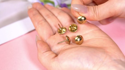 Amazon.com: uxcell 40Pcs Rhinestone Push Pins, 12mmx13mm Shiny Diamond Decorative Thumb Tacks Upholstery Tacks for Cork Board Bulletin Board Wall Hangings, Multicolor/Silver : Office Products