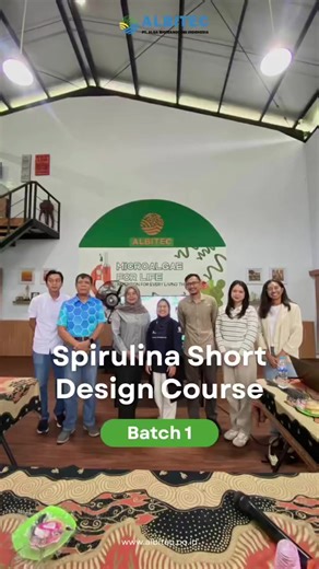 Release Spirulina Short Design Course Batch 1 “Spirulina memiliki potensi di masa depan” ya ini salah satu alasan peserta yang mengikuti SSDC batch 1 ini. Dari sini mereka belajar dan melihat langsung bagaimana spirulina dibudidayakan di ALBITEC. Mereka juga belajar terkait pemanfaatan spirulina dalam bisis💚 Mau ikut SSDC juga? Langsung hubungi whatsapp kami ‪ 62 821‑3538‑7668‬📱 #ALBITEC #MicroalgaeforLife #IndonesianPureFreshwaterSpirulina #SpirulinaShortDesignCourse #SSDC