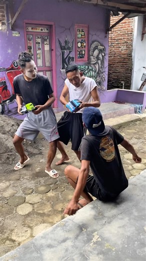 Sugrim Kaget! Lihat Mobil Mainan Canggih Punya Jeki dan Cemong! #shortvideo #shorts #comedy