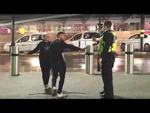 GYPSY TRAVELLER GOES BARE KNUCKLE ON POLICE !!!!