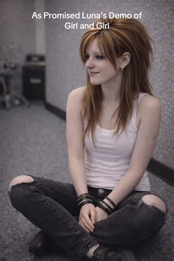 Luna Acoustic Demo Number 5: 'Girl And Girl'