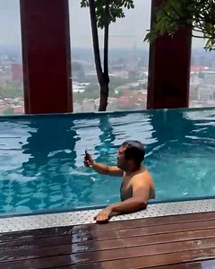 I would not want to be in that pool 😳 🌊 | UNILAD