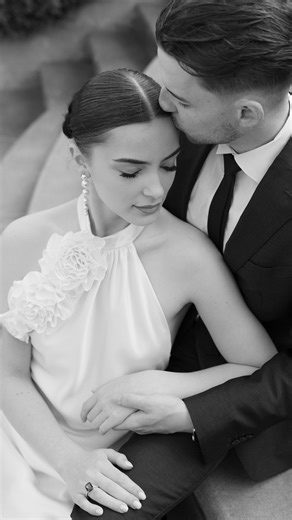 Tanja Claudia | Wedding Photographer in Munich & all over Europe on Instagram: "An elegant city walk doesn‘t ask for much. Just two people, moving through it together. Cobblestones underfoot. Soft light. A moment that feels effortless. For couples drawn to timeless places and images that feel calm, cinematic and quietly alive. Photographer @tanja.claudia Dress @die.brautgalerie @ariamobridal Hairstyling @soul_and_scissors Florals @blatt.bluete Earrings @poirier_bridal Models @lsnrc @lorenz4z"