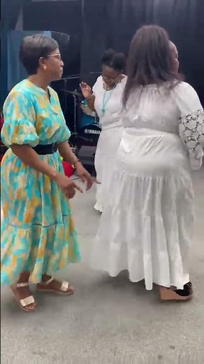 La danse des enfants de Dieu 🔥