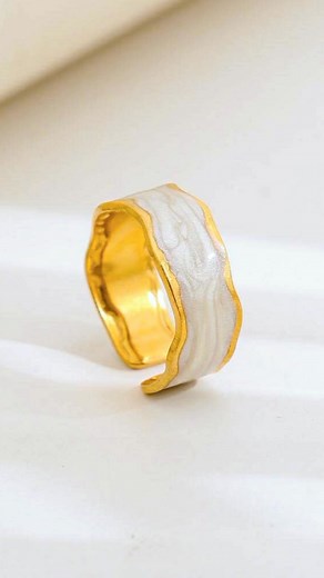 ✨ New Arrival: Royal Ring Collection 💍 💛 Lightweight & comfortable 💛 Perfect for personal use or gifting #RingCollection #JewelryLovers #ElegantStyle #MinimalJewelry #GoldenRing #TrendyRings #FashionAccessories #preorder #highlightseveryonefollowers #reelsfbシ | Briithi's Tale