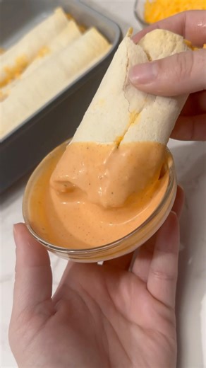 Buffalo Chicken Taquitos ✨