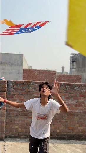 Pakad hi liya patang 😍 #kite #patang #shorts